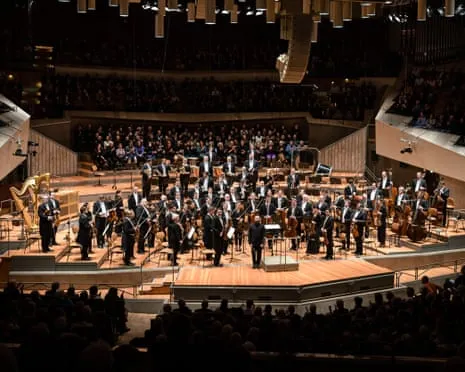 Composer Schoenberg: Concerto for Violin, Verklärte Nacht, Jacob's Ladder Album Review – An Engaging and Remarkable Compilation